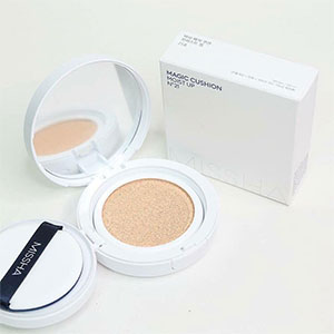 MAGIC CUSHION MOIST UP Nº 21