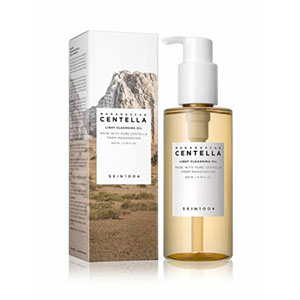 Madagascar Centella Light Cleansing Oil