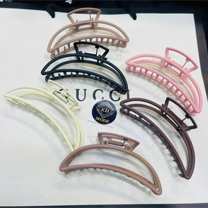 Big Hair Clamps Gucci